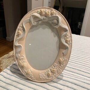 Vintage Terragrafics Floral Ceramic Oval Picture Frame